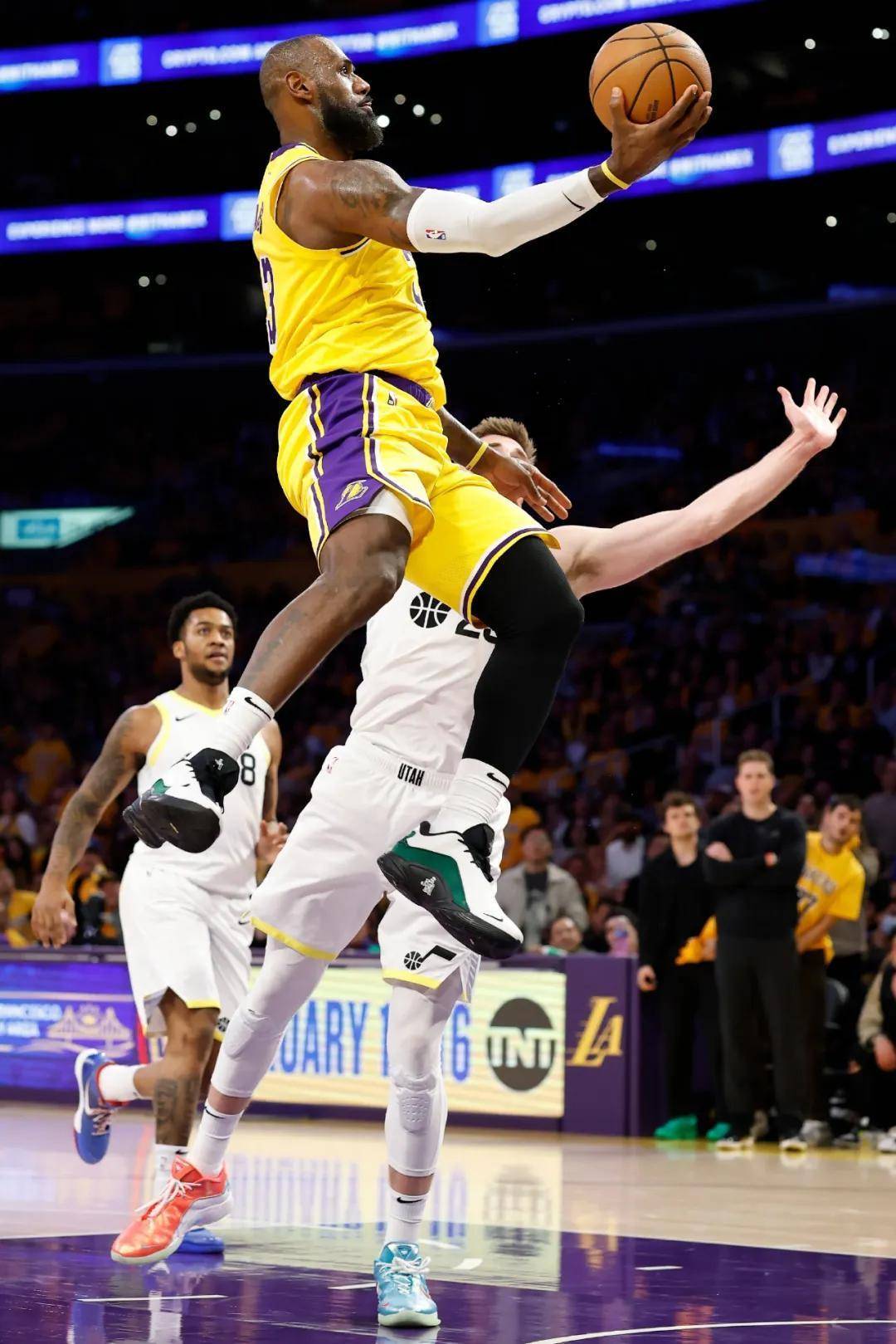 九游娱乐-关于东契奇新星突破纪录表现惊艳，塞尔维亚队未来可期！的信息