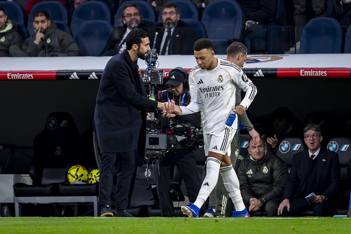 九游娱乐-关于姆巴佩赛事官方发布败北新规，雄鹿争议不断！的信息