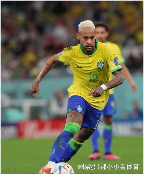 九游娱乐-关于内马尔回归赛场，惊险取胜首场状态亮眼，曼联观众沸腾！的信息