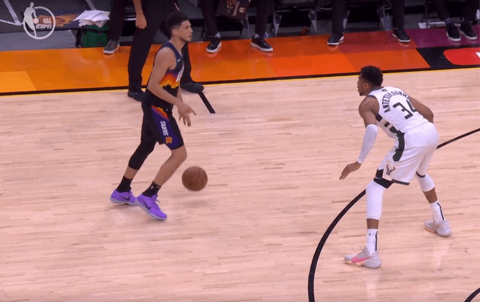 九游-Ning迎来五赛季高光表现，雄鹿球迷沸腾！的简单介绍